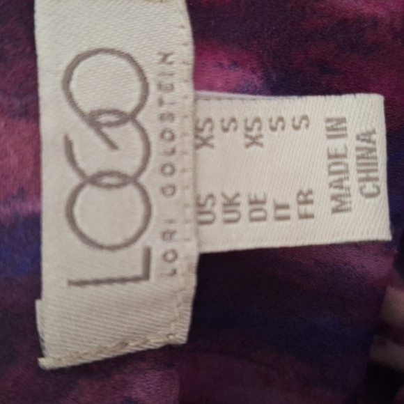 LOGO by Lori Goldstein Stretch Woven Button Front Blouse Top Plum - Picture 9 of 9